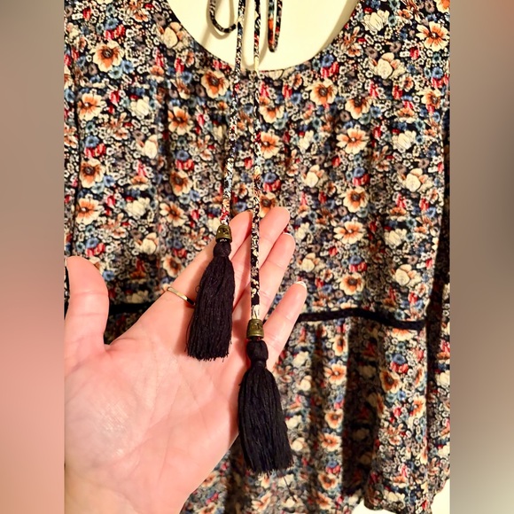 Women’s Knox Rose Multicolor Floral Tie Back Blouse with Tassels Sz XS Oversized - Picture 9 of 16
